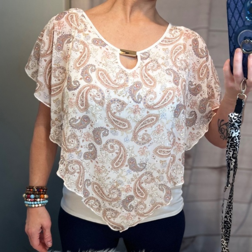 🔥2/$10 Like New |•NAIF•| Paisley Sheer Overlay White Tank Top Size Small